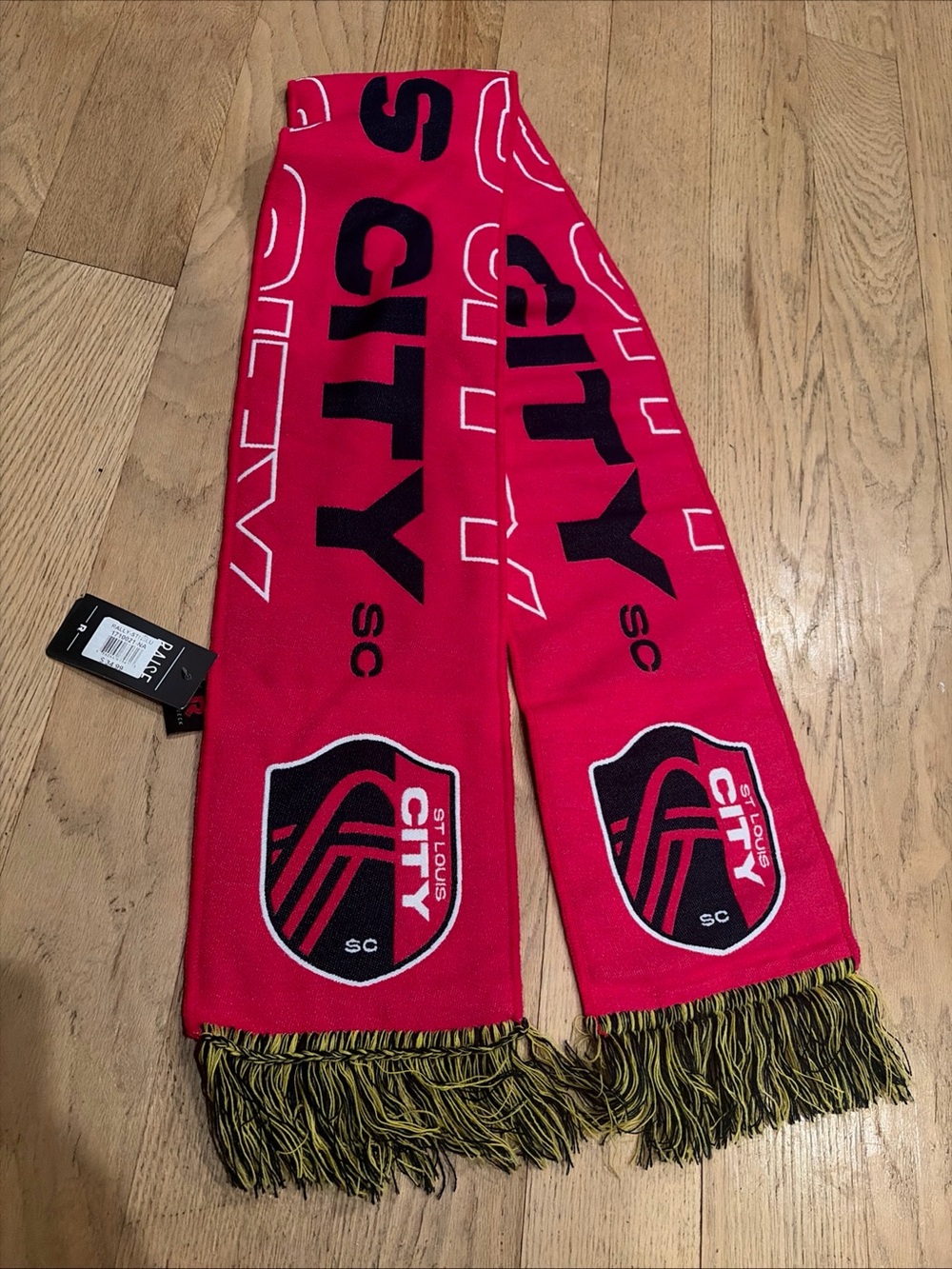 St Louis City SC MLS Soccer Scarf Ruffneck NWT Pink